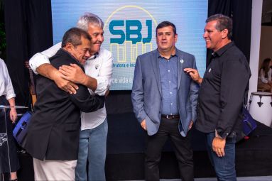 Evento de 15 Anos: SBJ Construtora & Incorporadora comemora com show de Vitor Kley e inaugura nova sede administrativa